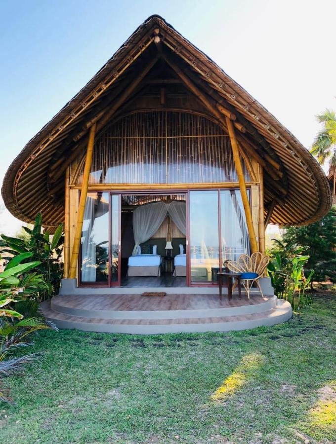 Tanoma Sumba Hotel Maujawa ภายนอก รูปภาพ