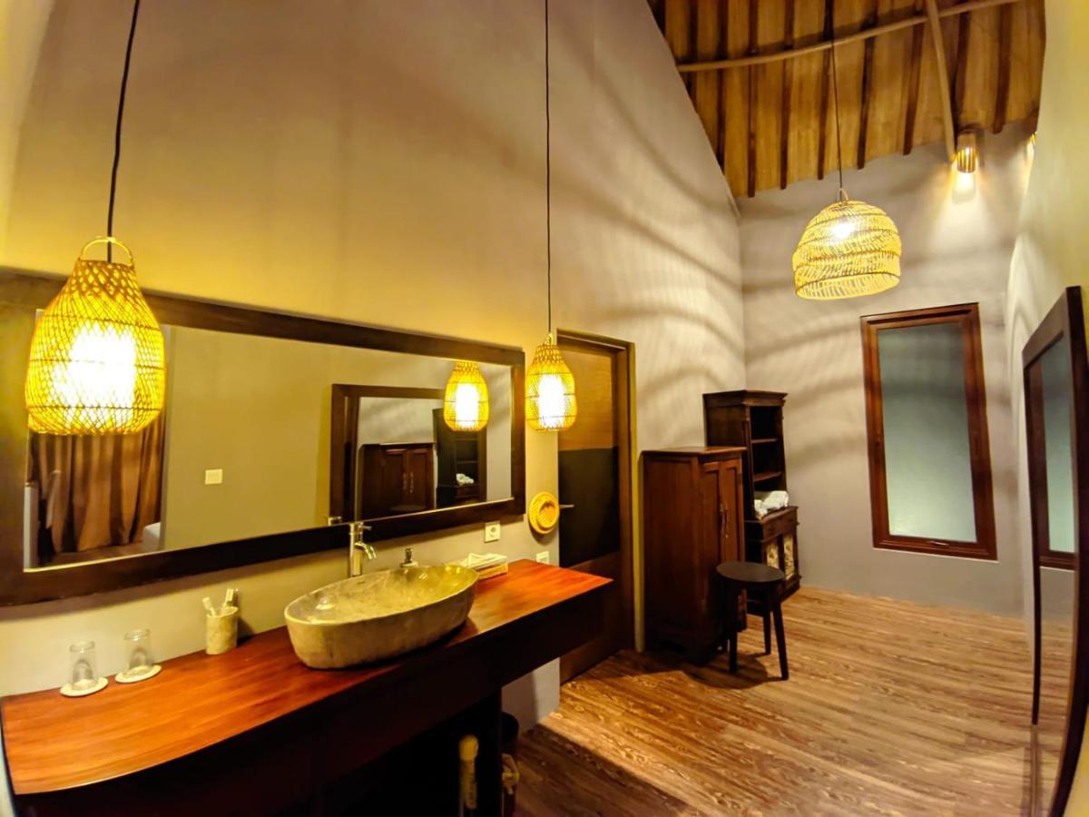 Tanoma Sumba Hotel Maujawa ภายนอก รูปภาพ